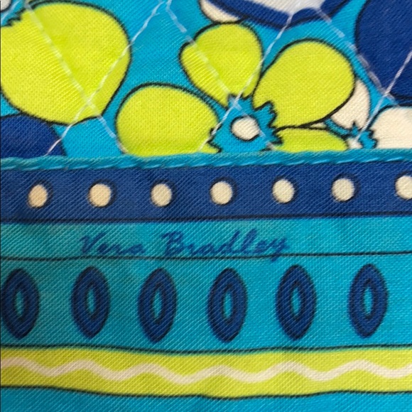 Vera Bradley small summer purse - Picture 4 of 4